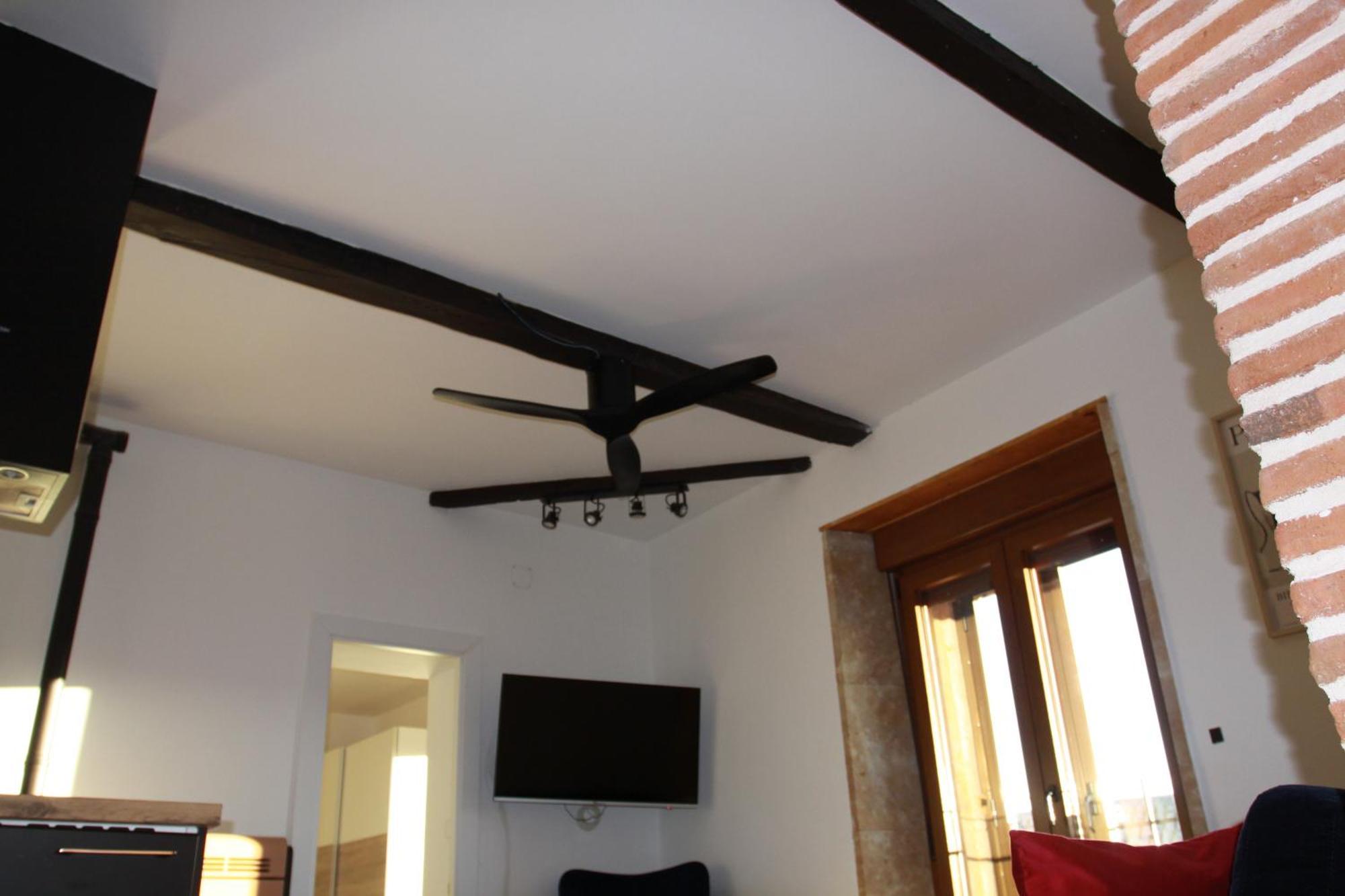 Apartamento Centrico Con Chimenea Apartment Salamanca Exterior photo